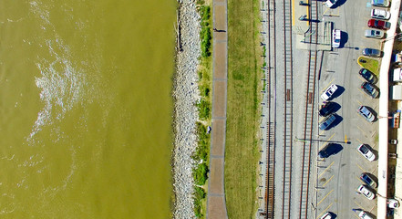 Overhead view of New Orleans riverwalk along Mississippi