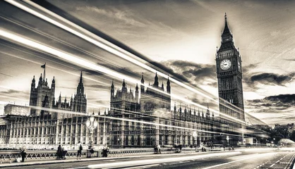 Photo sur Plexiglas Photo du jour Pont de Westminster au crépuscule, Londres - Royaume-Uni