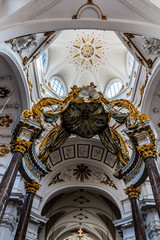 Le baldaquin de l'Église Saint-Bruno-les-Chartreux à Lyon © Gerald Villena