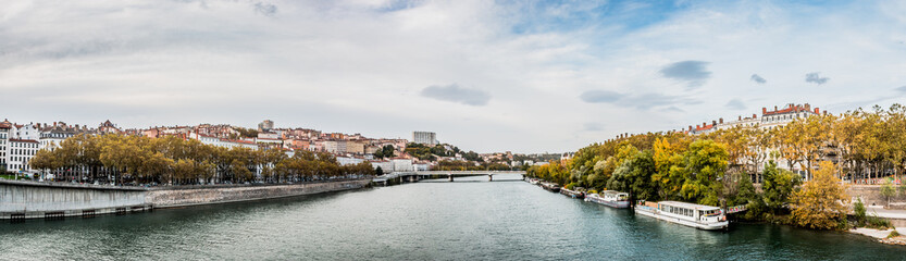 Panorama du Rhône et de Lyon vu du Pont Morand