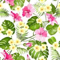 Fototapete Rund Seamless tropical flower. Tropical plumeria and green palm leaves. Light fabric swatch with pradise flowers isolated over white background. Blossom plumeria for seamless pattern background. © Kotkoa