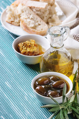 Green olives with honey