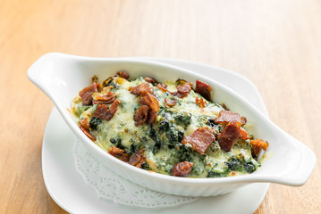 Baked spinach with cheese