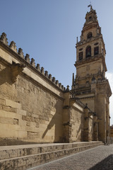 Fototapeta na wymiar Rondom de Mezquita moskee/kathedraal van Córdoba