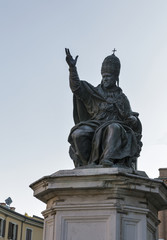 Fototapeta na wymiar Statue of Pope Paul V in Rimini