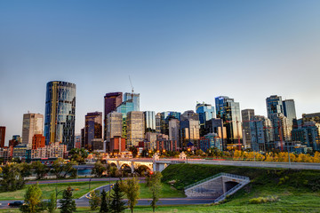 Fototapeta na wymiar Sunset Over Calgary Downtown Skyline in HDR
