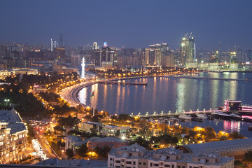 Fototapeta na wymiar night view of the city Baku. Azerbaijan.