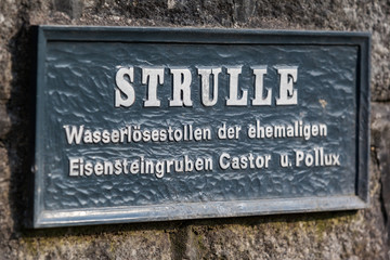 Strulle