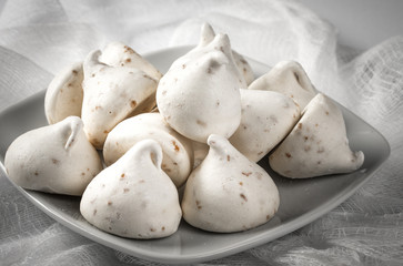 Toasted Coconut Meringues