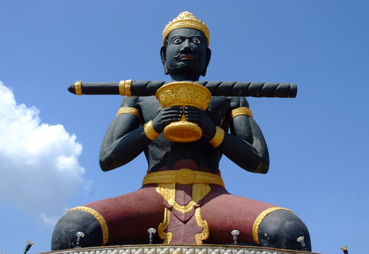 Battambang Statue (dambang kranhoung)