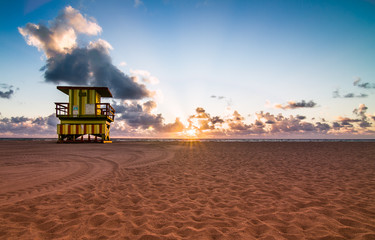 Fototapeta premium Lifeguard Tower at Sunrise