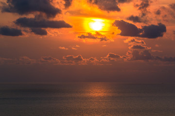 Scenic view of beautiful sunset above the sea