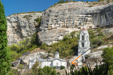 The construction of the temple on the territory of the Holy Dormition cave monastery
