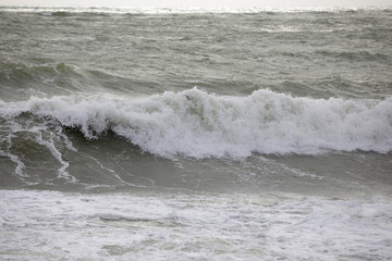 Waves crashing on the beach