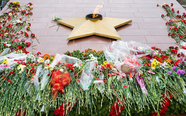 an eternal fire memorial in the vladivostok of russia