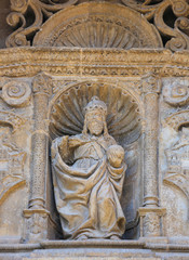 Fototapeta na wymiar Statue of God the Father at the Church of Haro, La Rioja