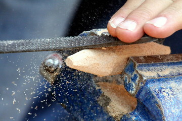 Crafting of a wooden toy for an ancient italian street game
