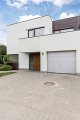 Fototapeta premium White villa with garage