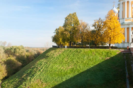 Ryazan Kremlin on autumn - ansamble of ortodox church