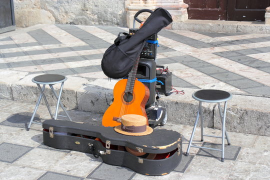 Sizilien, Gitarre und Zubehör
