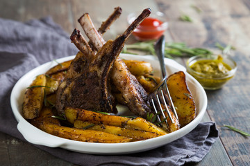 Grilled lamb steak with potatoes