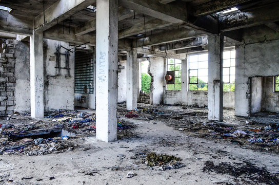 Warehouse, homeless - magazyn, bezdomki
