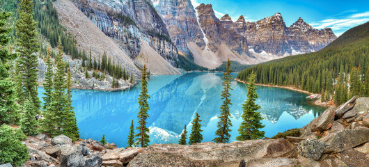 Moraine lake panorama in Banff National Park, Alberta, Canada - obrazy, fototapety, plakaty