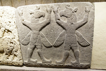 Griffin Demons carry the heavens