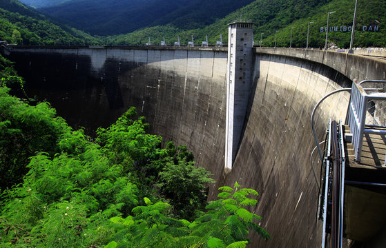  dams in tak Thailand