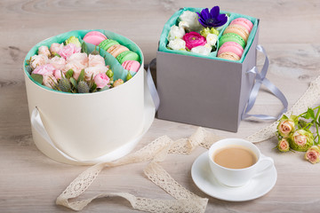 Flower box with macaron cookies