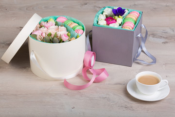 Flower box with macaron cookies