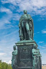 Fototapeta na wymiar Karl Friedrich Statue