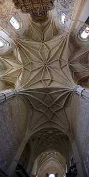 Techo del interior de la iglesia del Monasterio de Santa Mar&iacute;a del Parral , o de clausura de la Orden de San Jer&oacute;nimo Segovia,  Castilla y Le&oacute;n , Espa&ntilde;a.