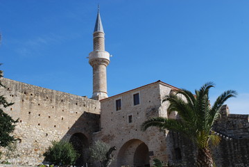 Fototapeta na wymiar Türkei - Cesme - Festung - Mosque