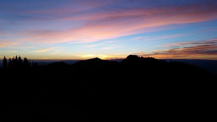Obraz premium Sunrise on a mountain top.