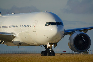 avion de ligne en virage