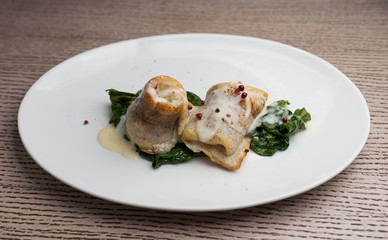 fish fillets in creamy sauce