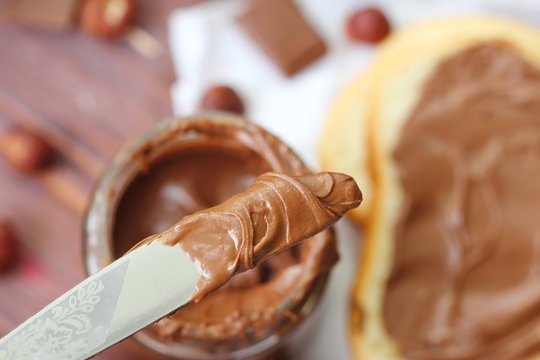 Chocolate nut paste with bread