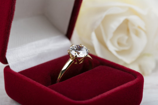 Wedding Ring For Bride | | Personalized Gold Jewellery - Augrav.com