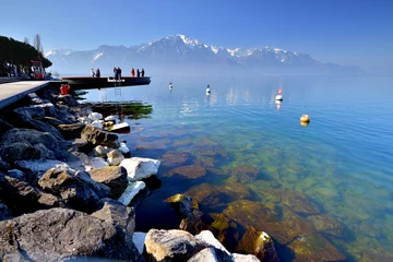 Zelfklevend Fotobehang Switzerland Landscape : Great view of French Alps over Geneva Lake in Montreux © maytheevoran