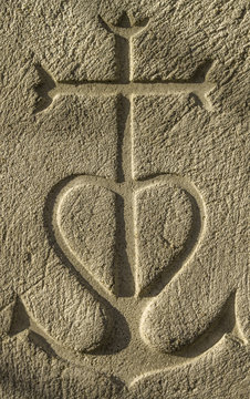 croix camarguaise sur mur