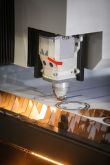 Laser cutting metal