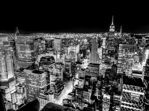 Fototapeta New York skyline in the night, Black and White