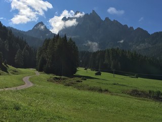 Paesaggio dolomitico - Dolomiti - Trentino Alto Adige - 125267602