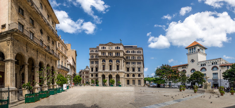 Plaza de San Francisco - Havana, Cuba