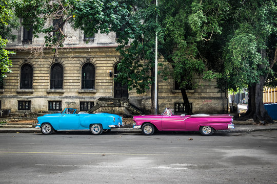 Vintage Cars - Havana, Cuba