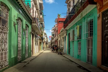 Zelfklevend Fotobehang Old Havana downtown Street - Havana, Cuba © diegograndi