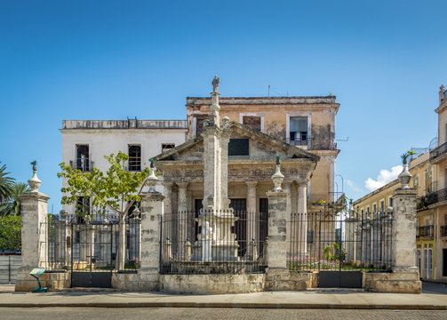 El Templete - Havana, Cuba