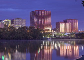 Fototapeta na wymiar Hartford CT riverfront skyline at twilight