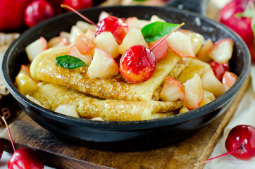 Thin Crepes with caramelized apples